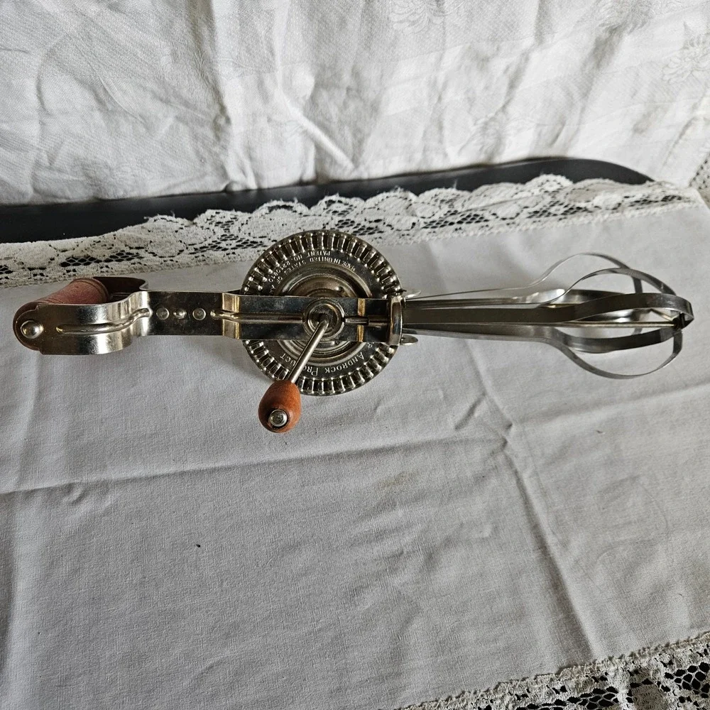 Vintage Another Androck Product Egg Beater USA